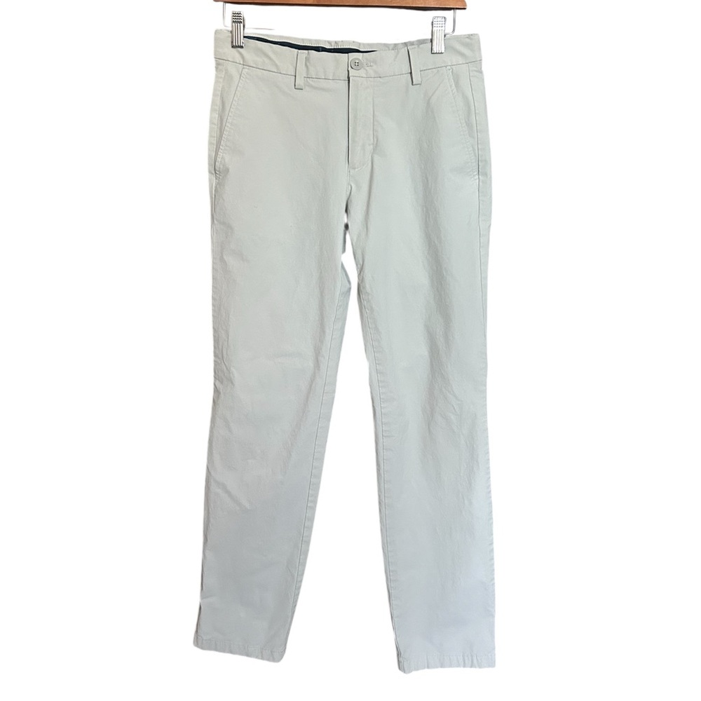 Vineyard Vines Performance On-the-Go Pant. Size 28x 30. Stone.